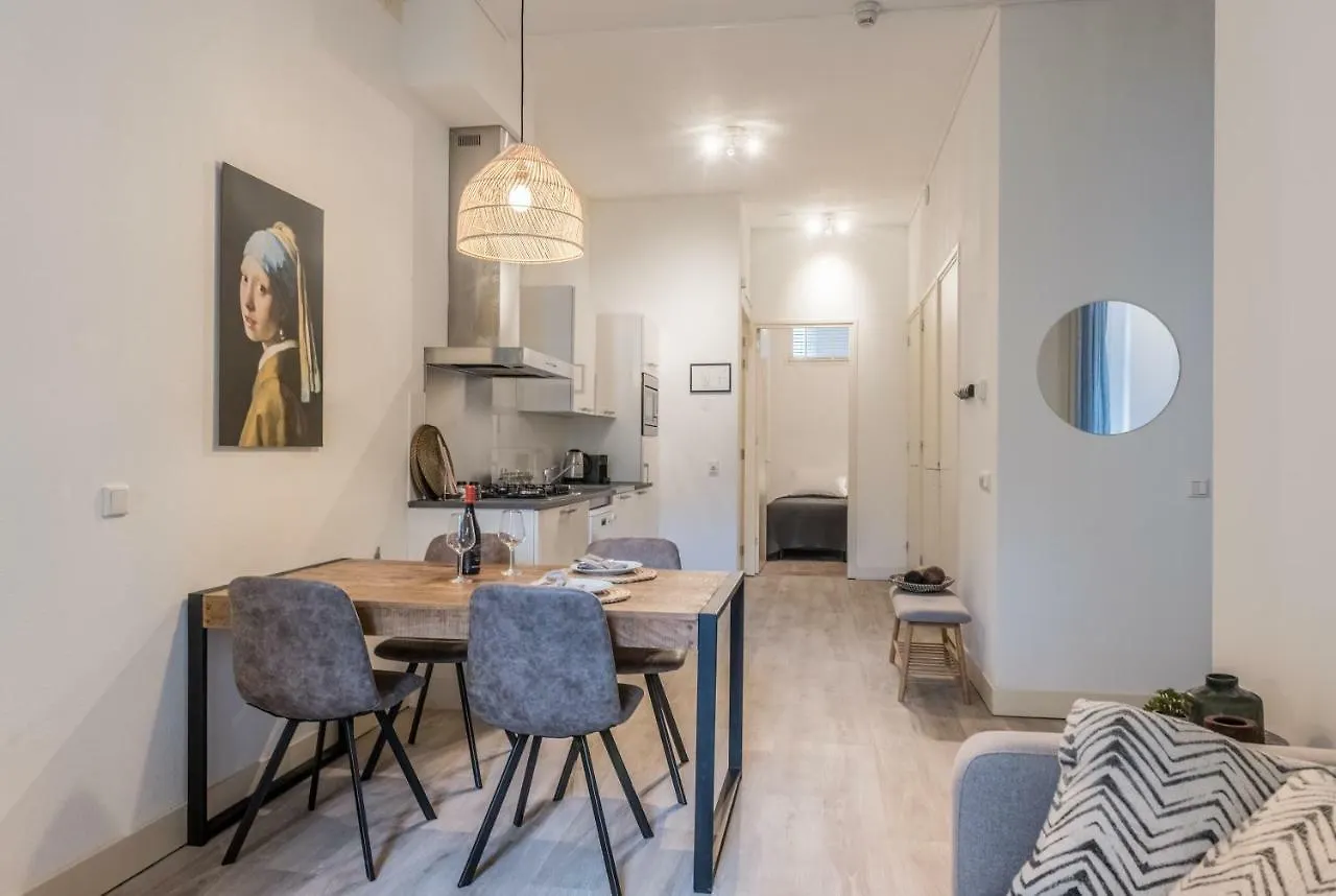 Residence 85 אמסטרדם 0*,